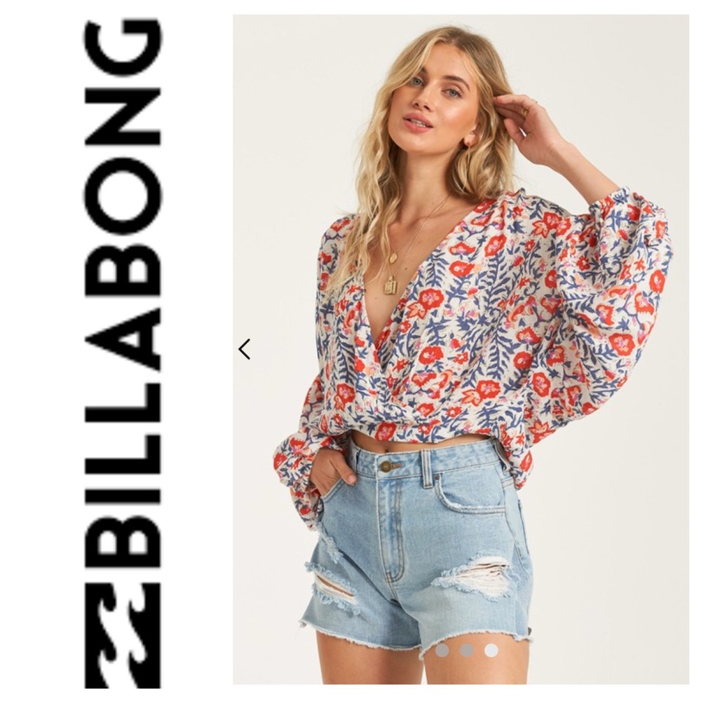 Billabong Safe Bet - Red and Blue Floral Blouse Sz: M